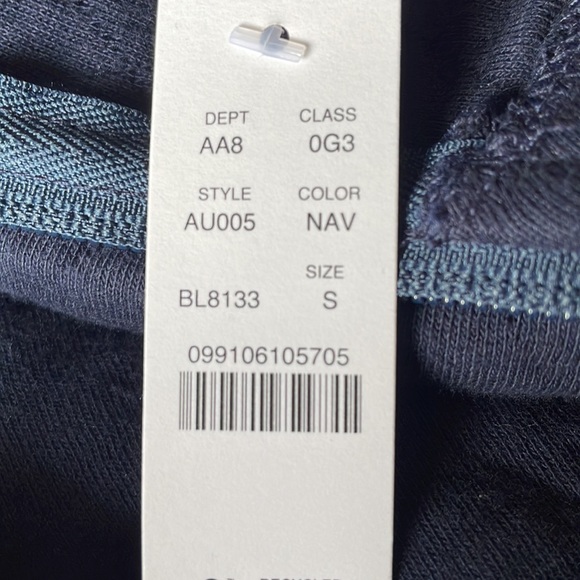 Quilted half-zip pullover - Picture 7 of 7